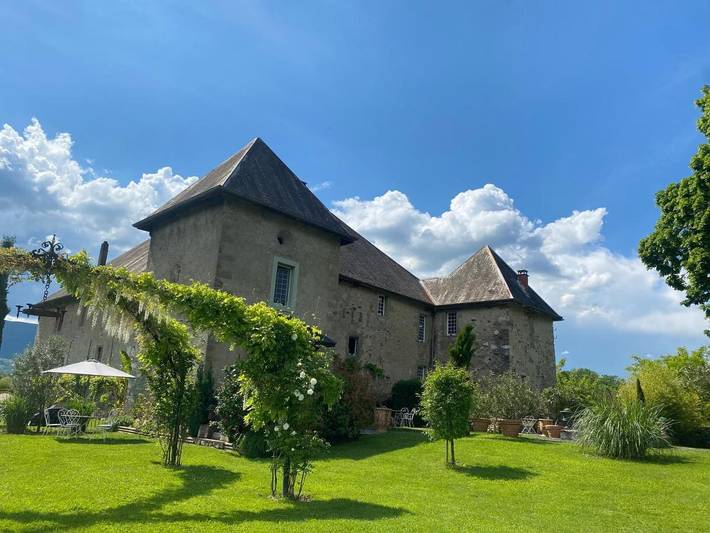 Chambre d’hôte pour 2 personnes, avec jardin ainsi que piscine et vue en Haute-Savoie - 2