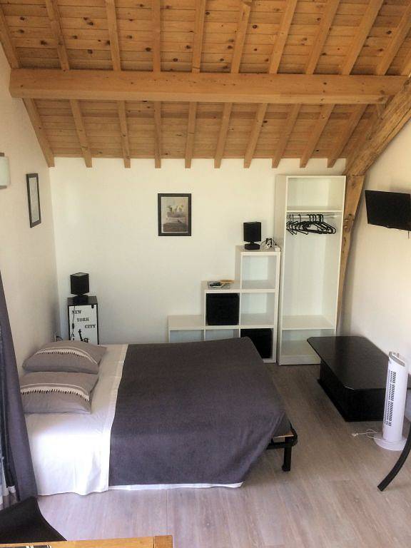 Gîte pour 2 personnes, avec jardin à Léré - 2