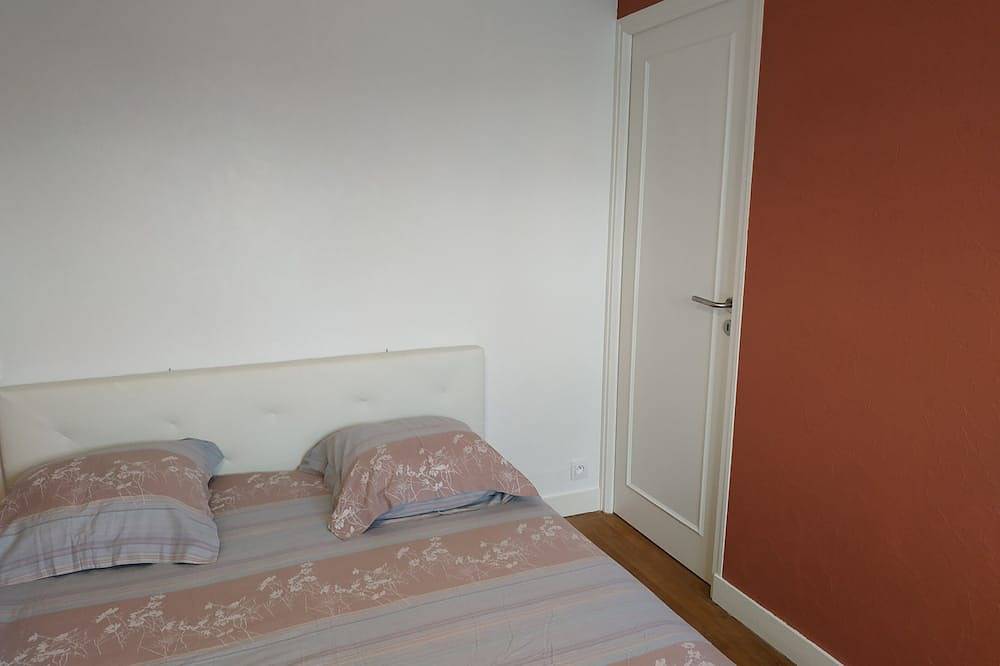 Chambres au Calme au 1er Étage in Brecé, Mayenne (desambiguación)