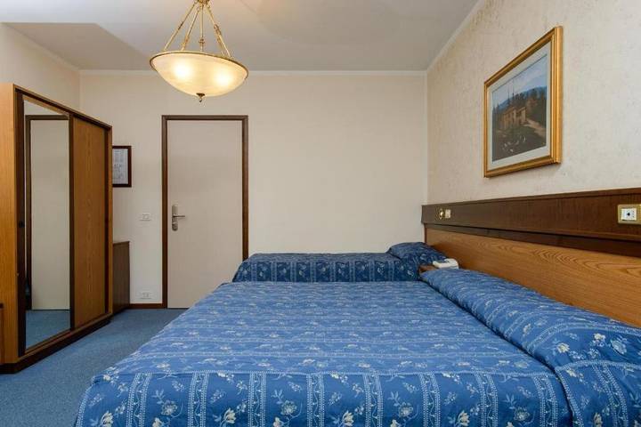 Hôtel pour 3 personnes, avec vue et terrasse à San Pellegrino Terme - 4