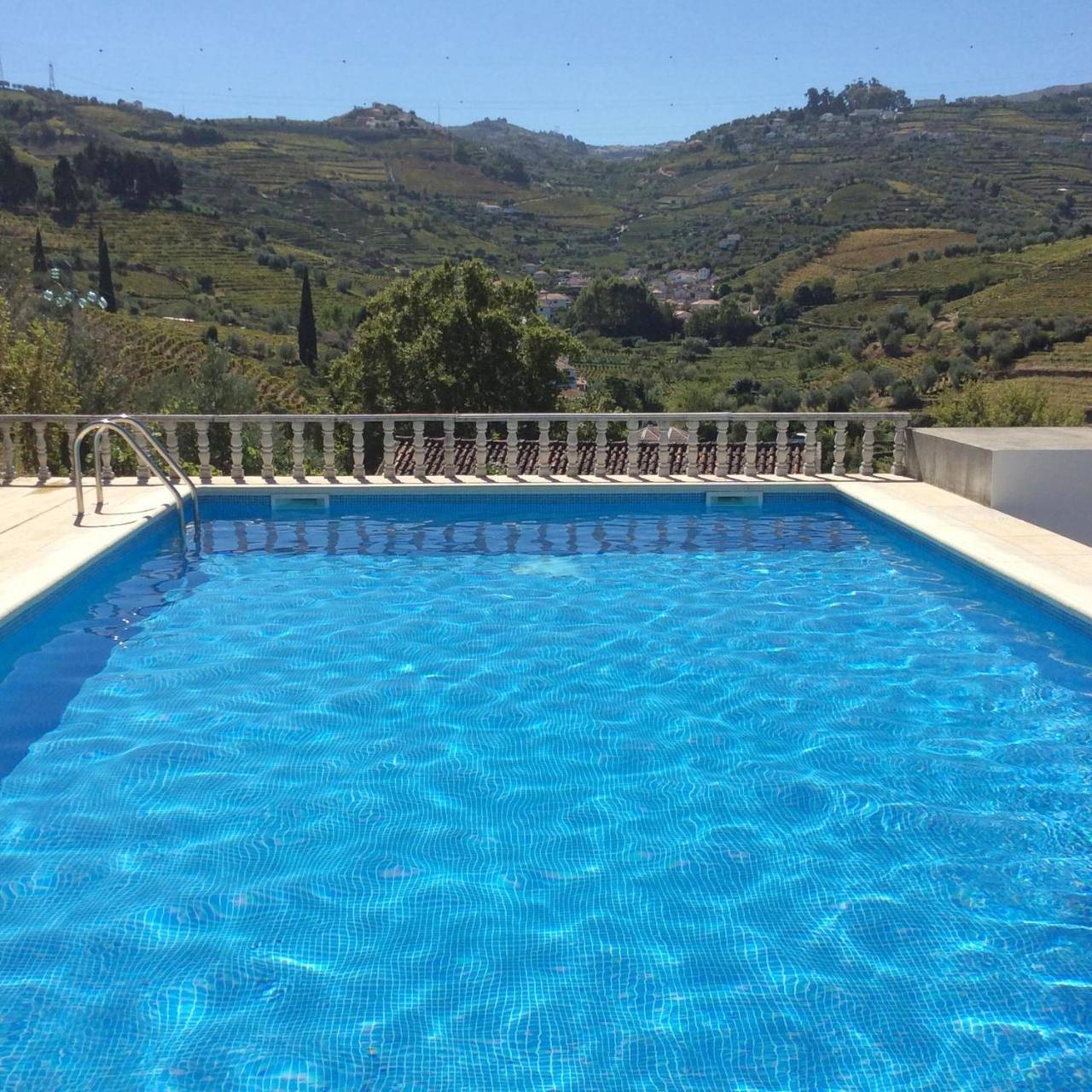 Quinta do Fôjo in Serra do Marão, Cambres