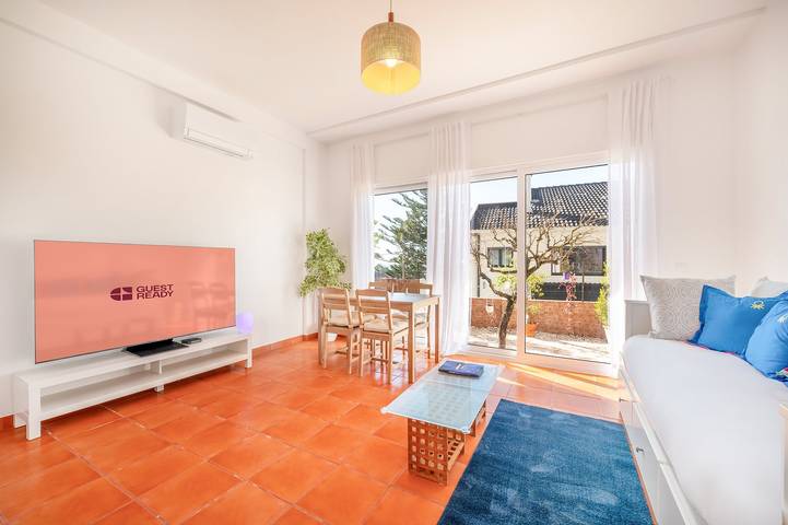 Gîte pour 4 personnes, avec jardin et terrasse dans Parede - 2