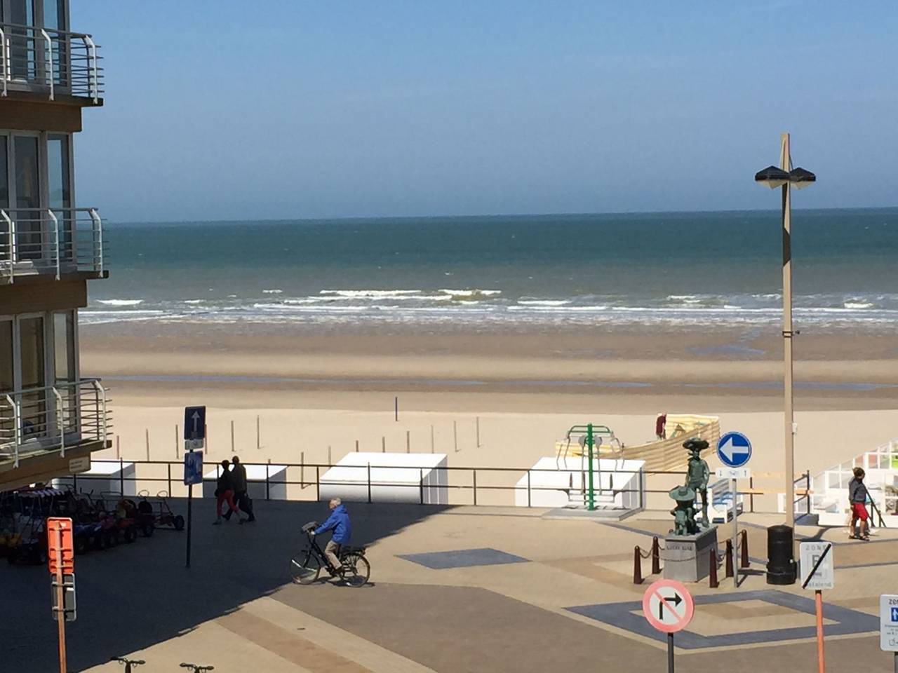 Ganze Wohnung, Wohnung "Wie zu Hause" mit Blick auf das Wasser in Middelkerke, Belgische Küste