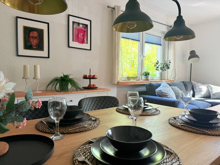 Apartamento inteiro, Apartamento 'Herrentor' com terraço privado, jardim privado e Wi-Fi in Emden, Ostfriesland