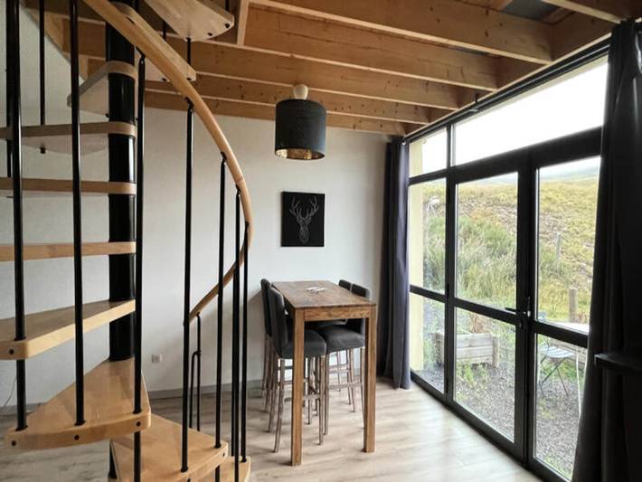 Gîte pour 4 personnes, avec jardin, adapté aux familles à Albepierre-Bredons - 4