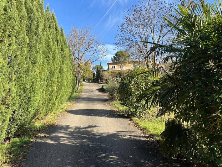 Gîte pour 4 personnes, avec jacuzzi et jardin à Charnay - 2