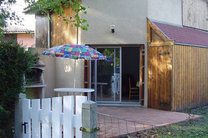 Ferienhaus für 4 Personen, mit Terrasse und Garten - 1