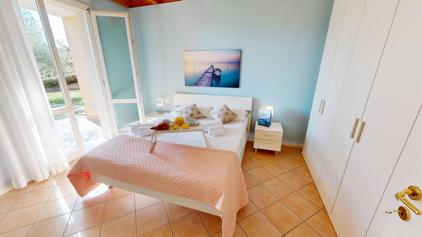 Ferienwohnung für 6 Personen, mit Seeblick und Pool sowie Garten in Manerba del Garda - 4