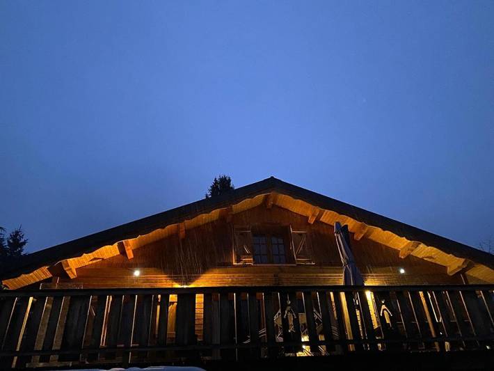 Chalet pour 8 personnes, avec Balcon et Terrasse ainsi que Jardin et Vue à Valdeblore
