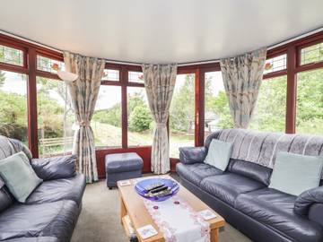 Log Cabin for 6 People in Cairngorms National Park, Scotland, Photo 2