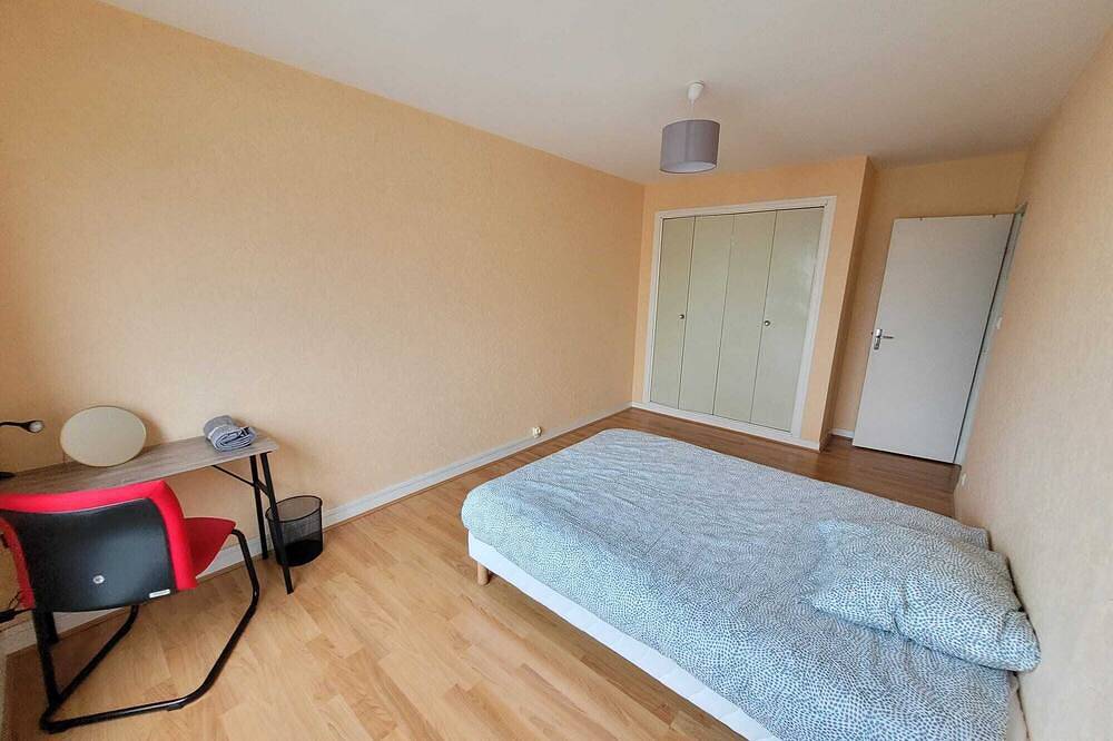 Ganze Wohnung, Large T5 with 4 bedrooms with 4 double beds in Brest, Brest und Umgebung