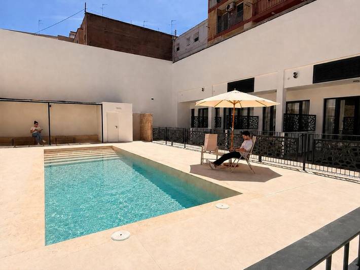 Apartamento de vacaciones para 4 personas, con piscina y jardín - 1