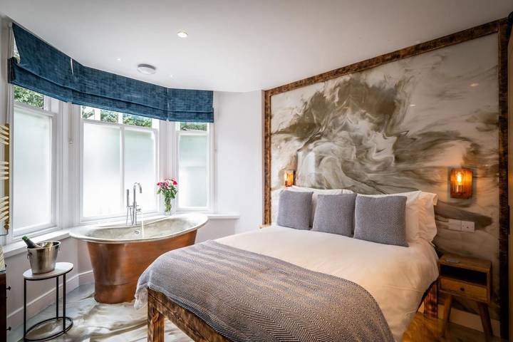 Bed and breakfast for 2 people in the Lake District