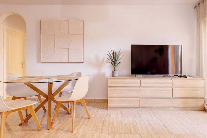 Apartamento de vacaciones para 5 personas, con balcón y jardín - 1