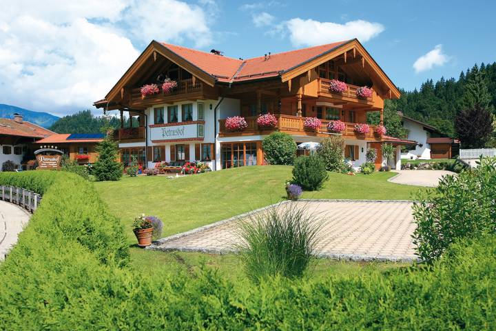 Ferienwohnung für 4 Personen, mit Balkon und Sauna sowie Balkon/Terrasse, kinderfreundlich im Chiemgau - 2