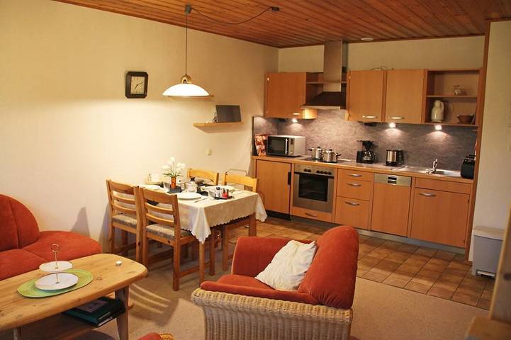 Ferienwohnung für 4 Personen, mit Garten, kinderfreundlich in Blankenheim - 2