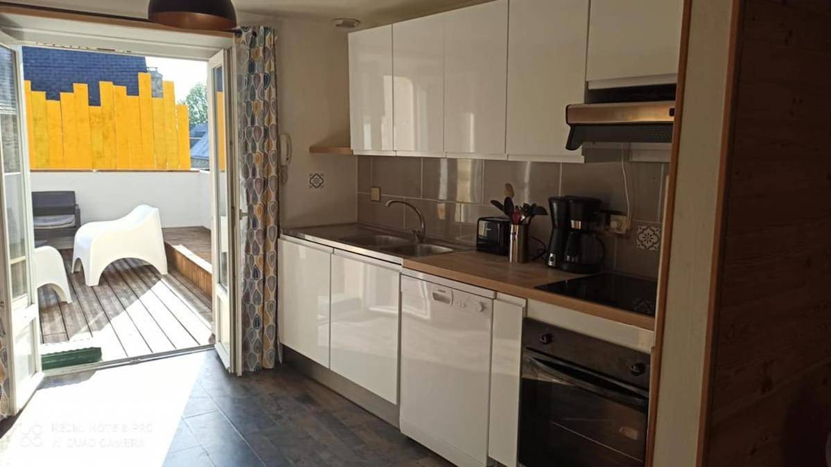 Appartement entier, Three-Bedroom Apartment in Tréguier, Côte de Granit Rose