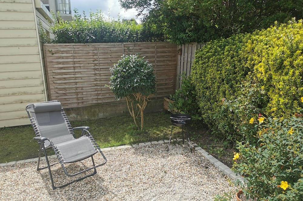 Ganze Wohnung, 4-person apartment with private garden, 1km from the beach in Calais, Calais und Umgebung