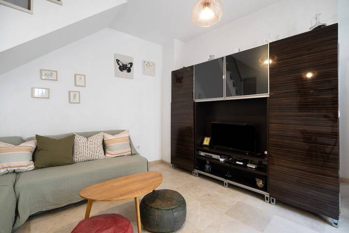 Ganze Wohnung, Haustierfreundliche Ferienwohnung mit Gemeinschaftsdachterrasse und Wlan in Jerez de la Frontera, Costa de la Luz