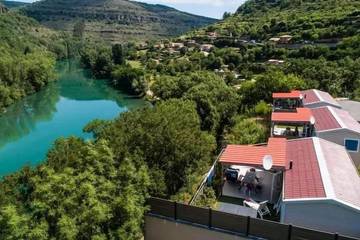 Mobil home pour 4 personnes à Saint-Rome-de-Tarn