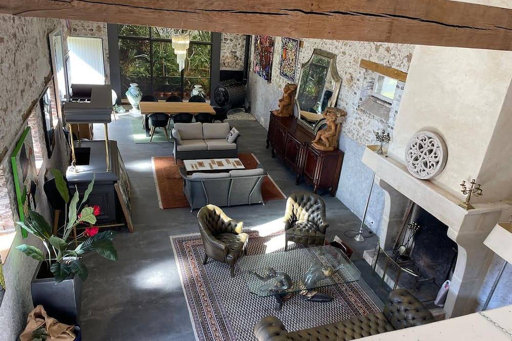 Domaine de la Chênaie : Les Acacias in Gien, Región de Montargis