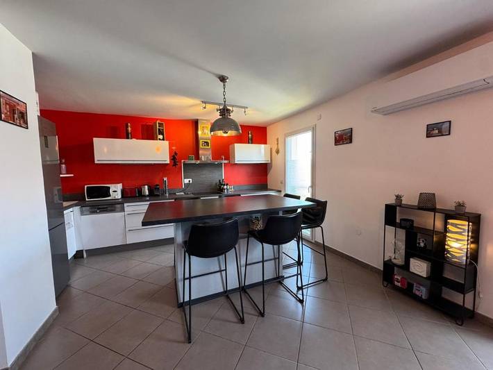Gîte pour 6 personnes, avec Terrasse à Chassieu