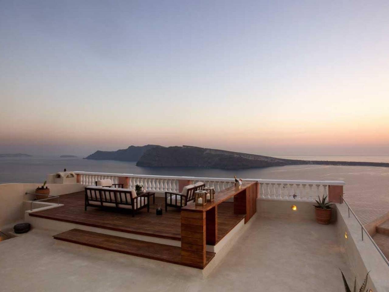 "Oia Mansion" mit Whirlpool in Ormos Ammoudiou, Oia