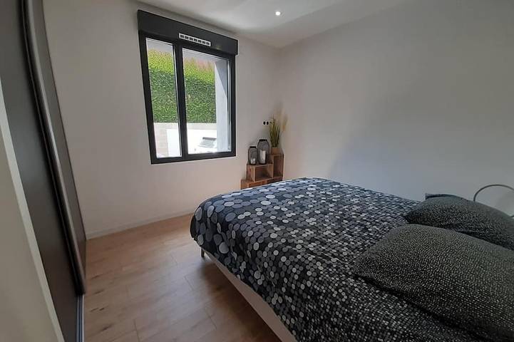 Location de vacances pour 8 personnes, avec terrasse et jardin à Aimargues - 3