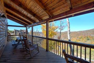 Glamping for 9 Guests in Blue Ridge Mountains, North Carolina, Picture 1