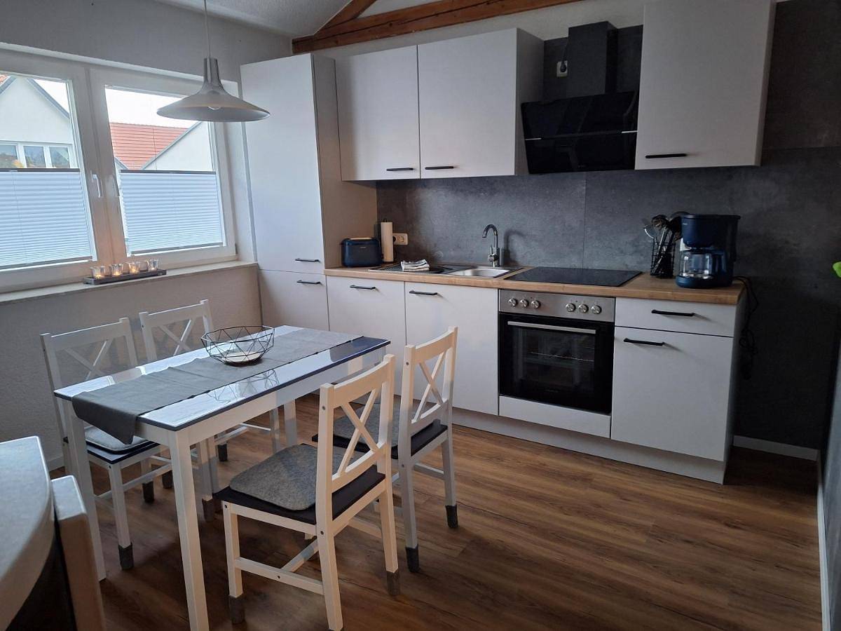 Ganze Wohnung, Two-Bedroom Apartment in Andisleben, Thüringer Kernland