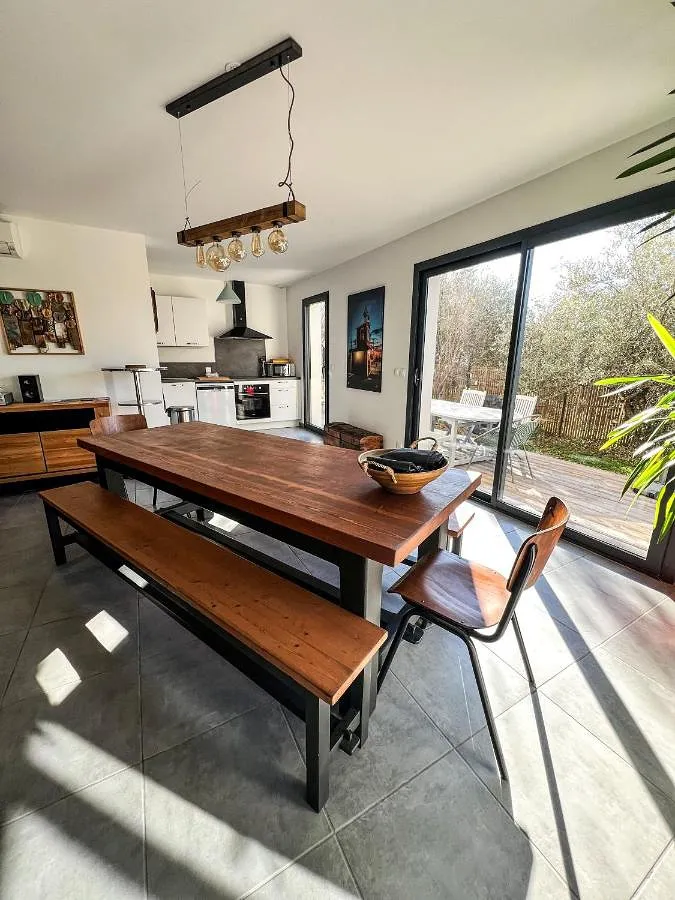 Ferienhaus für 8 Personen, mit Ausblick und Garten - 1