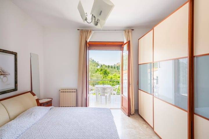 Casa vacanza per 6 persone, con Balcone e Giardino in Provincia di Latina
