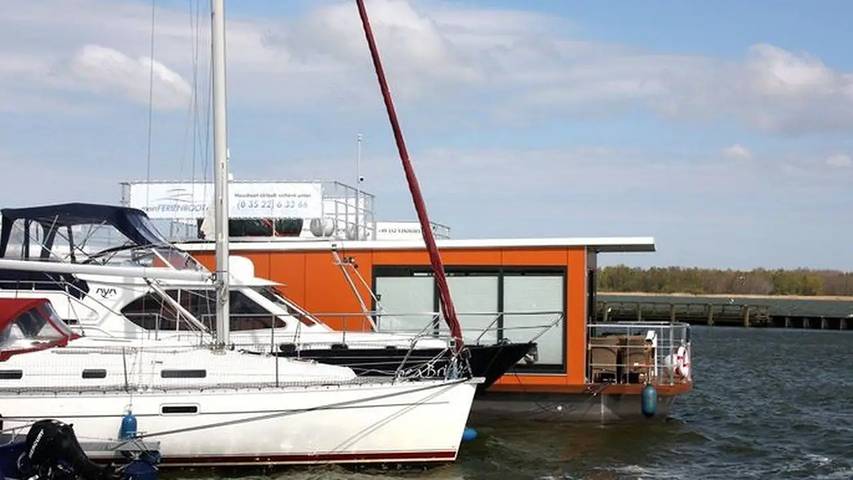Boot für 2 Personen, mit Terrasse in Ribnitz-Damgarten - 3
