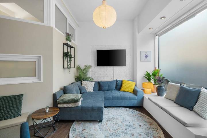 Ferienwohnung für 7 Personen in Neukölln Berlin