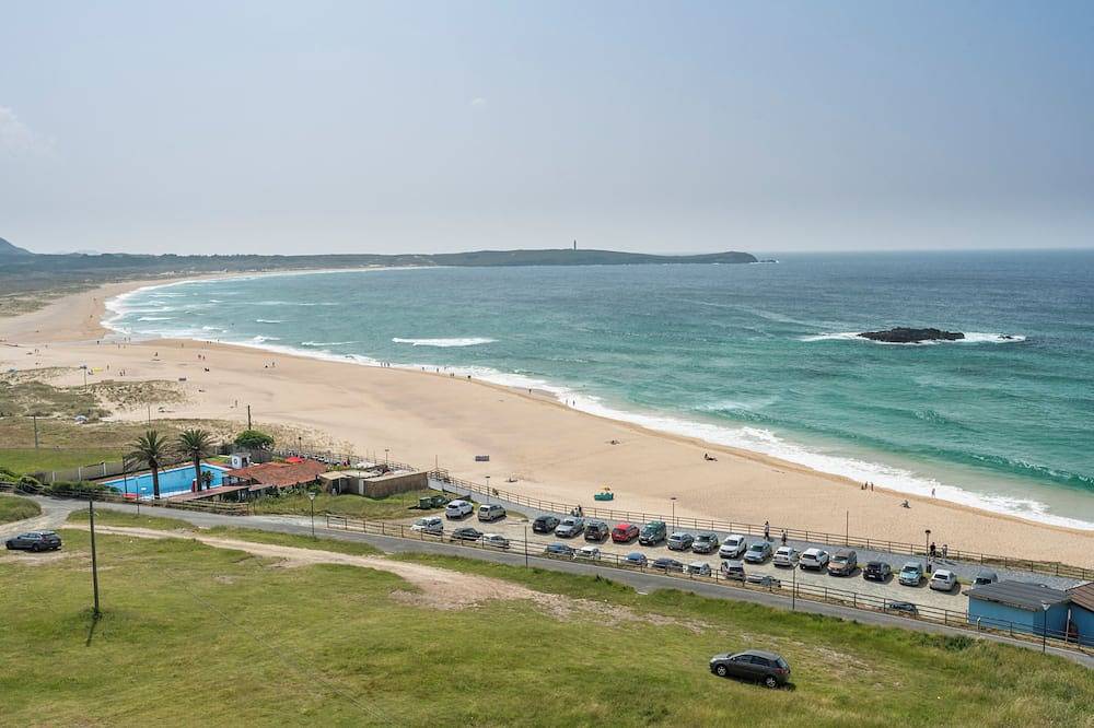 Entire apartment, Cozy Beachfront Apartment in Valdoviño in Valdoviño, Galician Coast