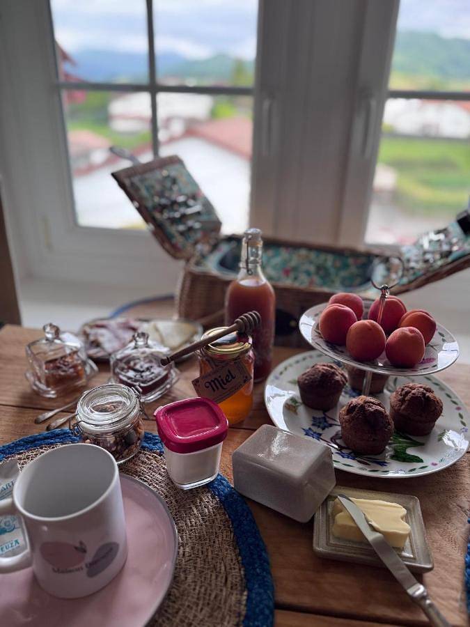 Gîte pour 2 personnes, avec jardin ainsi que piscine et vue à Çaro - 2