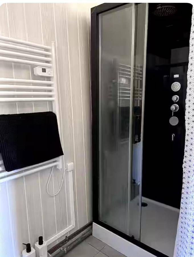 Gîte pour 7 personnes, avec vue dans Casino de Villers sur Mer - 4