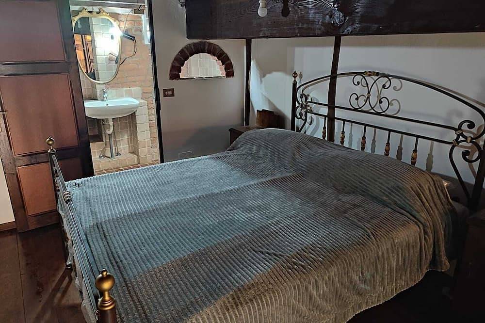 2 Bedroom Cottage in Cormano in Cormano, Mailand Provinz