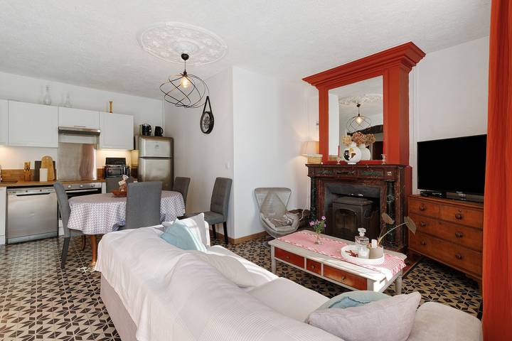 Charming Gîte in Périgord for 2 to 6 Guests in Saint-Martin-de-Gurson, Périgord Pourpre