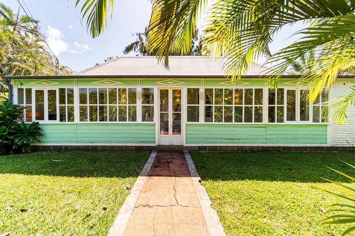 Location de vacances pour 6 personnes, avec piscine et jardin dans Grands-Bois - 4