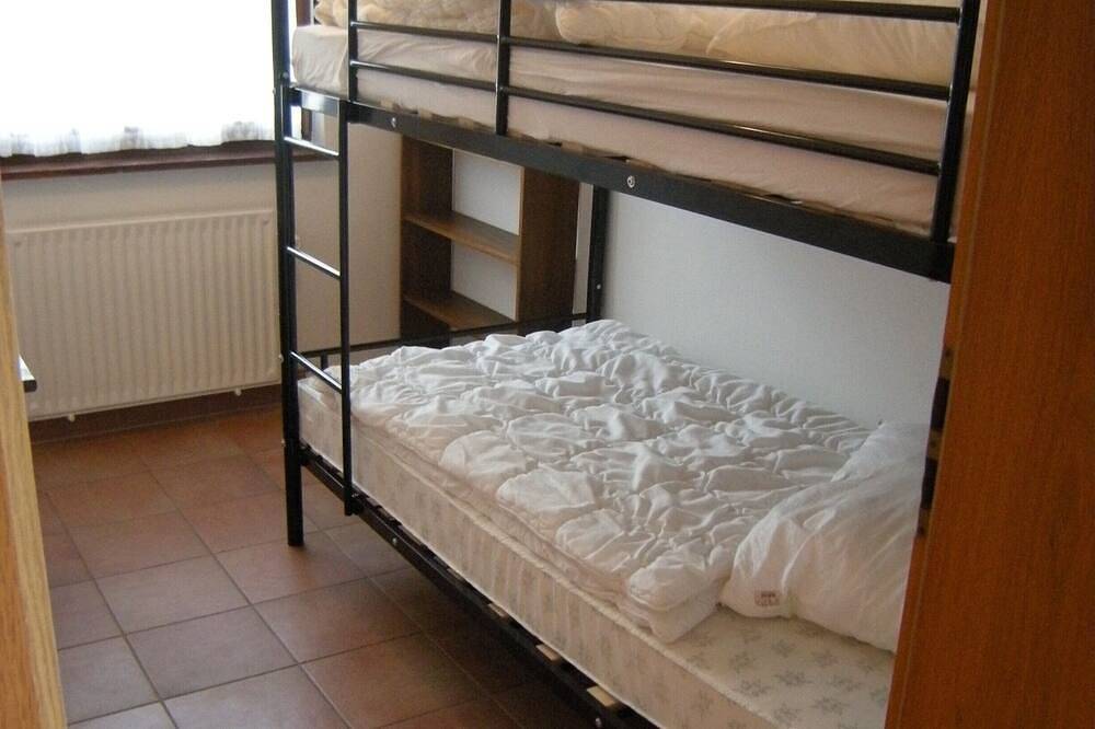 Bungalow 23 für 4 bis 6 Personen in der Ferienanlage \nrhön Residence. in Dipperz, Rhön-Hessen