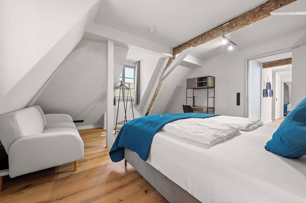 Ganze Wohnung, Lit Living: Luxus – Box Spring – Terrasse – Parkplatz in Grünstadt, Saar-Nahe-Bergland