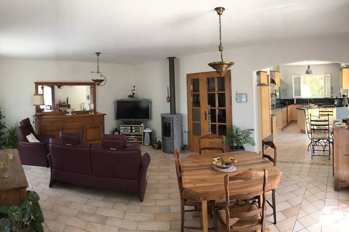 Location de vacances pour 4 personnes, avec jardin et piscine à Cabrières-d'Avignon - 4