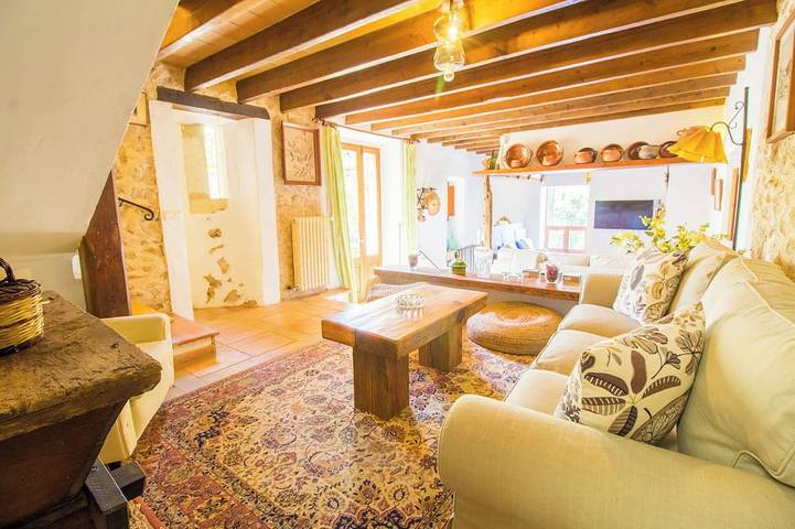 Espectacular villa mediterranea con piscina privada, A/C y WIFI in Campanet, Interior de Mallorca