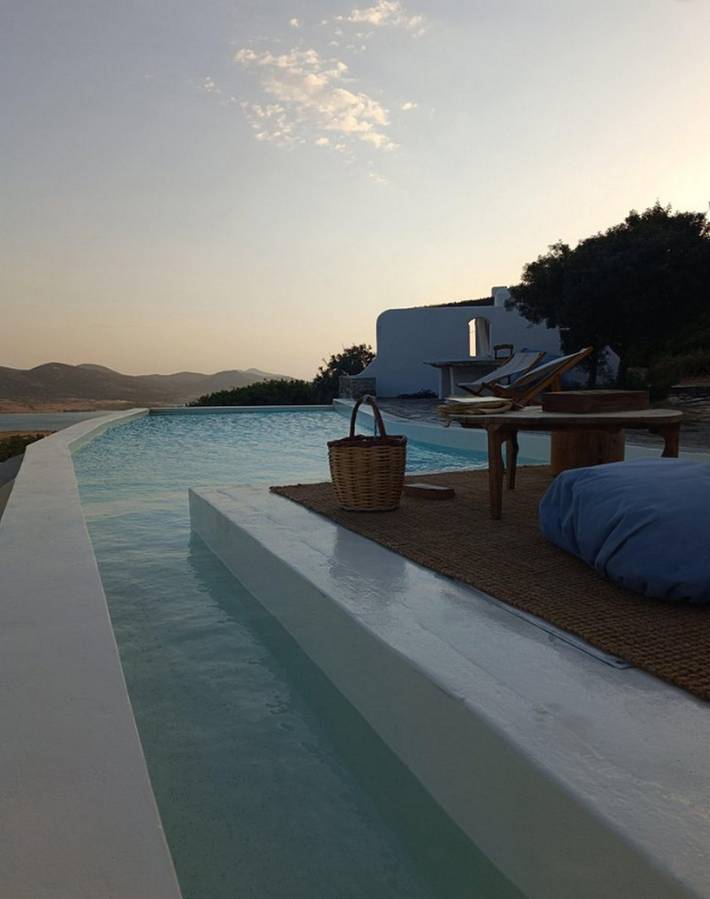 Villa pour 6 personnes, avec Vue sur l’océan et Terrasse ainsi que Jardin et Piscine dans Antiparos - 3