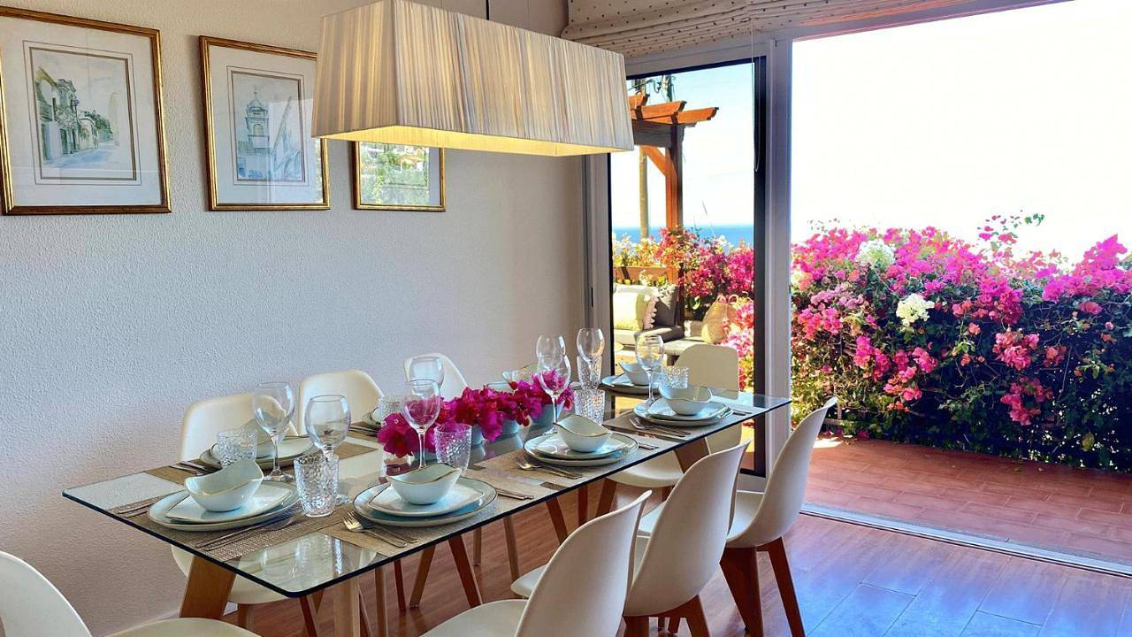 Casa ideal para famílias com vista mar desafogada in Funchal (Santa Maria Maior), Madeira
