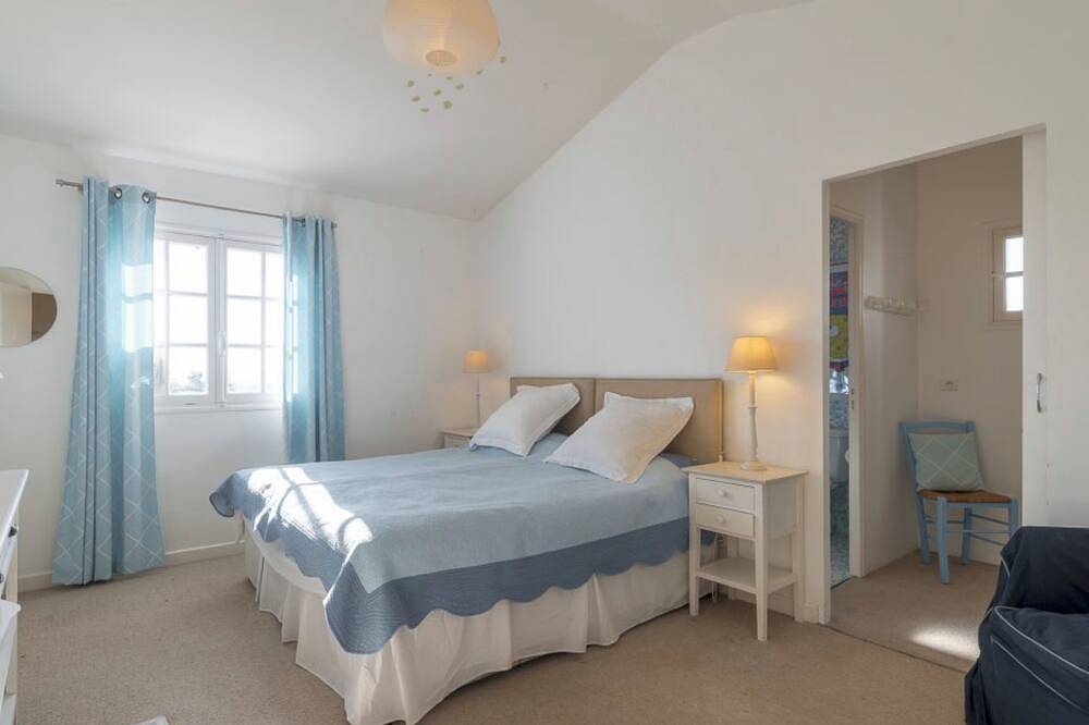 Great views & calm, stunning Provence Mas refurbished in Mouans-Sartoux, Cannes region
