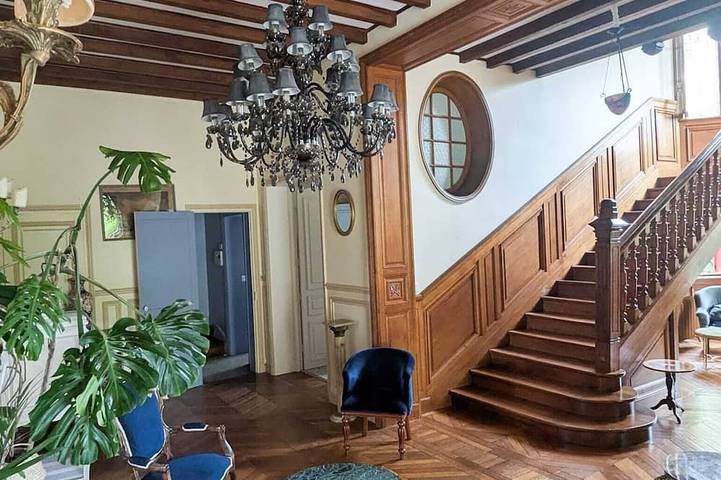 Location de vacances pour 12 personnes, avec jardin et balcon à Bar-sur-Aube