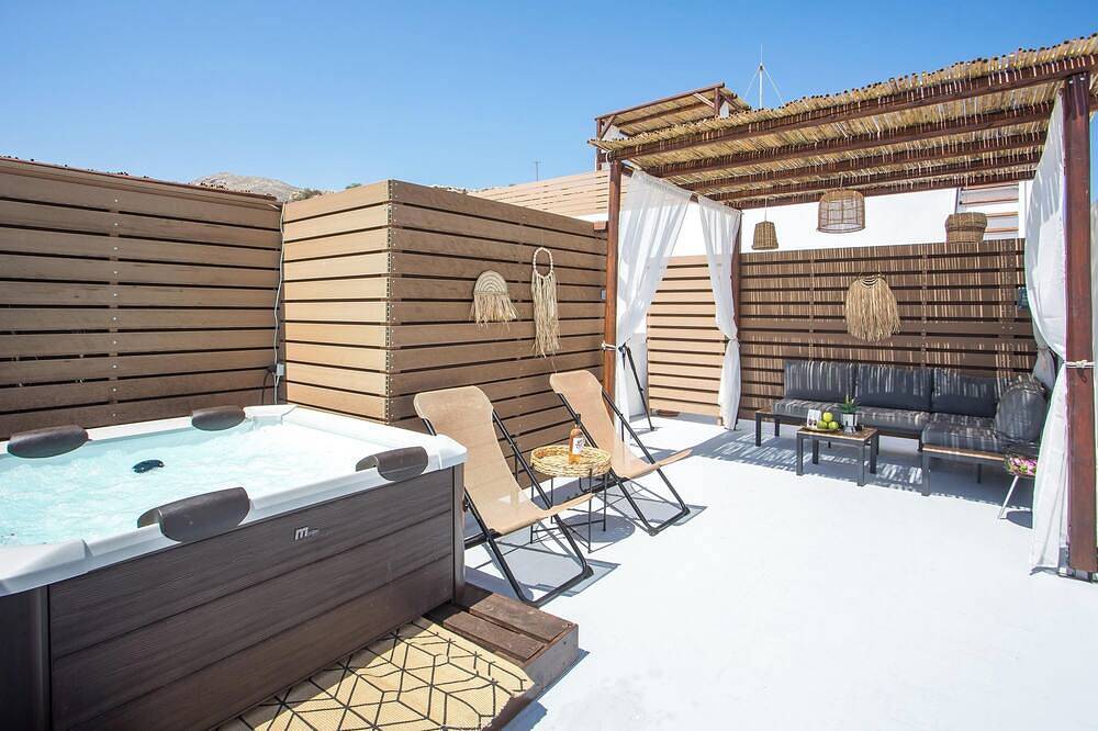 Entire apartment, Bliss Luxury Suites - Wind in Lindos, Rhodes