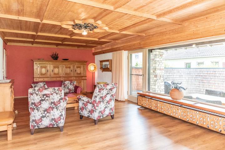 Bungalow für 5 Personen, mit Terrasse und Garten in Oberbayern - 4